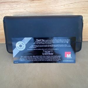 Mundi | Women’s Black Wallet